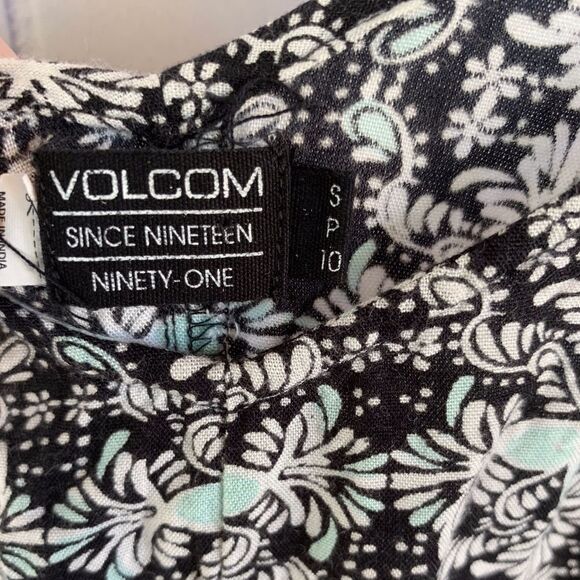 Volcom Flowy Black and White Romper Size S - Picture 3 of 3